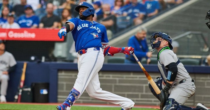 Blue Jays continue ascent, tied atop AL East