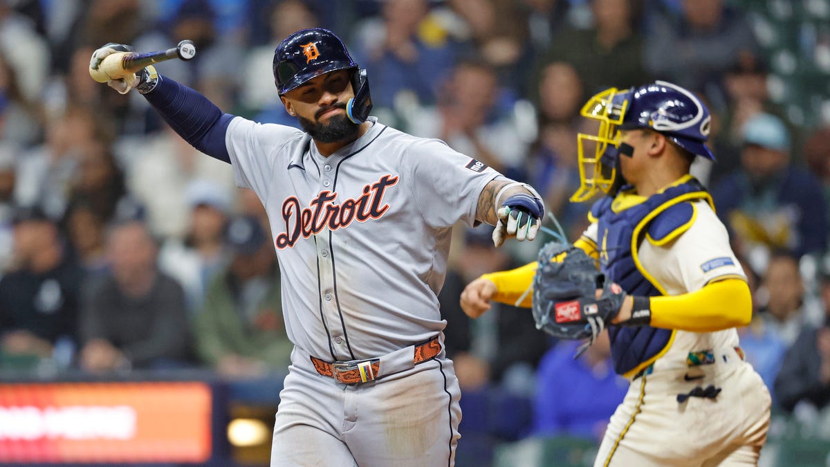 Tigers held to one hit in 5-0 loss against Brewers