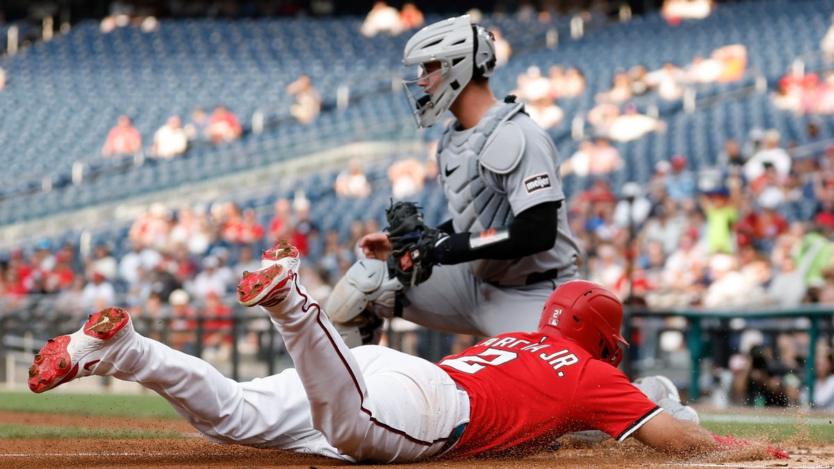 Tigers settle for split as bullpen allows six runs vs. Nationals