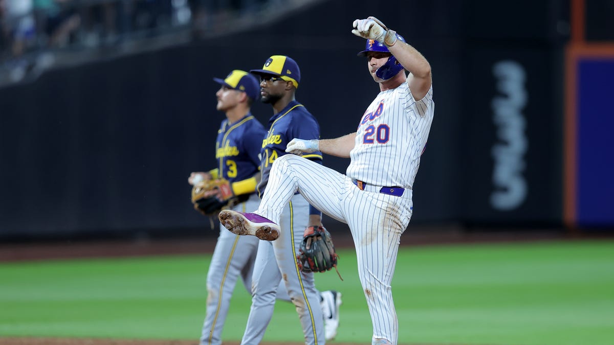 Juan Soto's hit sends Brewers to series loss