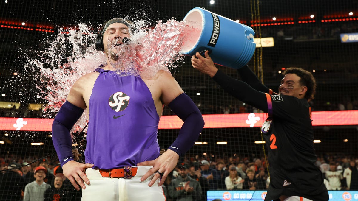 Patrick Bailey hits inside-the-park walk-off home run in Giants win