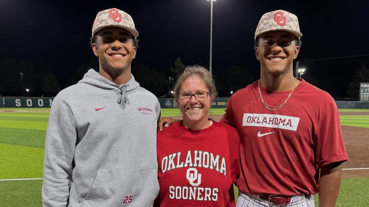 MLB draft prospects owe it all to supermom