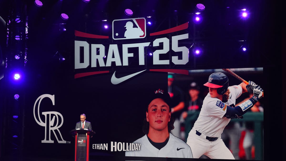 Ethan Holliday signs with Rockies for largest HS bonus, per report