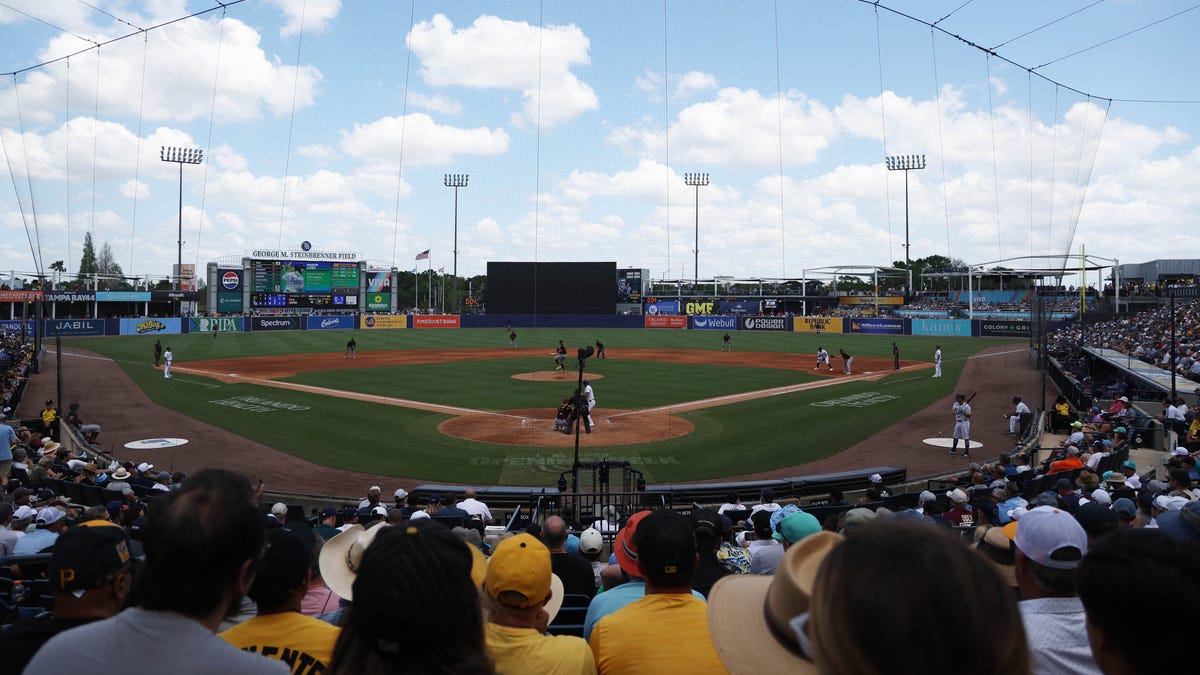 Rays playoff games won't move out of Tampa, MLB commissioner says