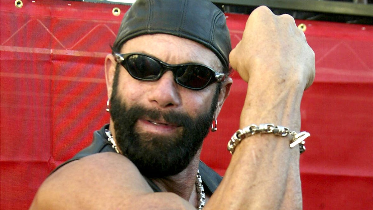 Randy Savage 'Big Rubber Guys' Reds figure announced