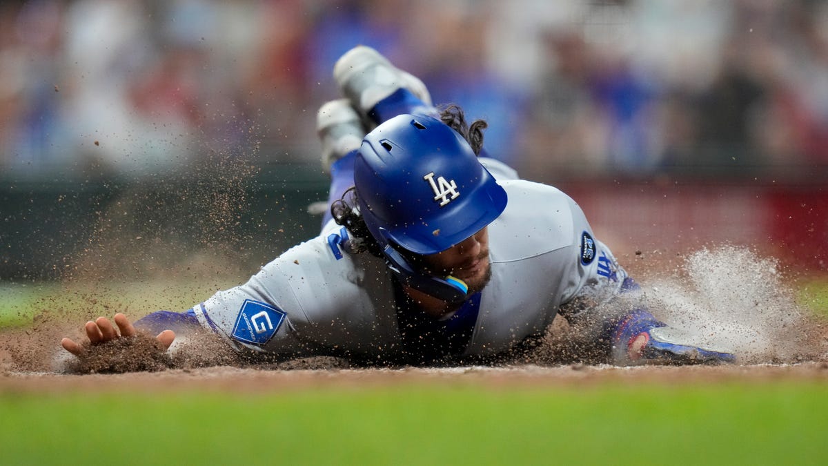 Elly De La Cruz misplayed Gavin Lux's Dodgers-Reds throw