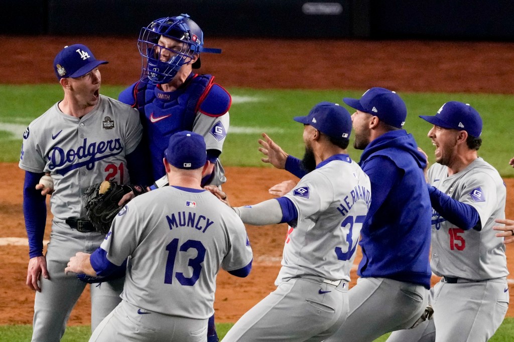 Walker Buehler gets ring, prepares to face Dodgers: 'Whole different thing'