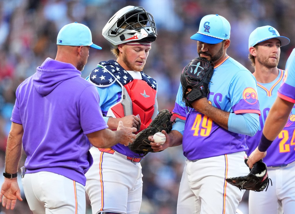 Rockies' Coors Field misery continues vs. road-challenged White Sox