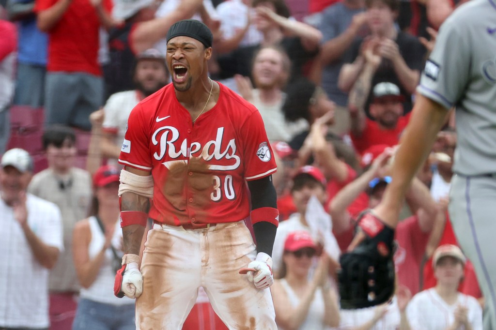 Rockies lose 4-3 in walk-off fashion to Reds