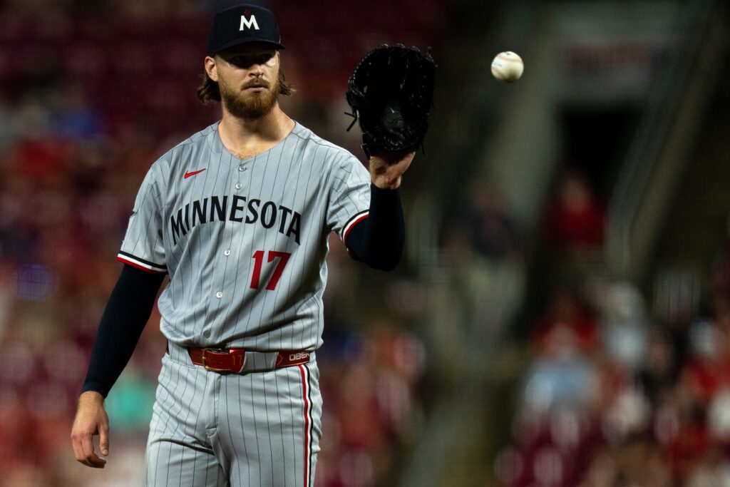 Twins Place Bailey Ober On IL With Hip Impingement