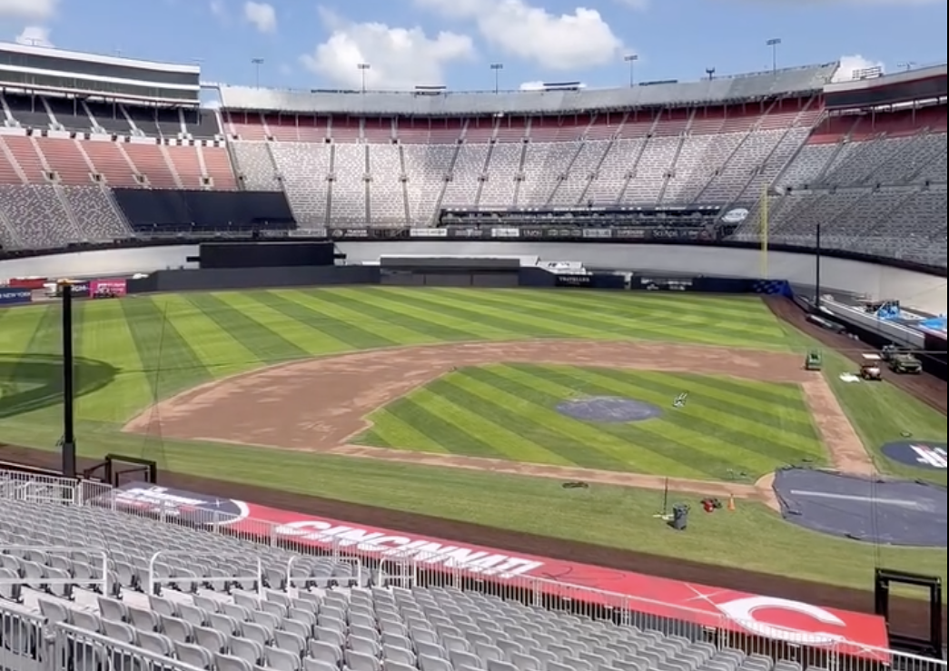 Record crowd expected at Bristol for the MLB Speedway Classic between the Braves and Reds