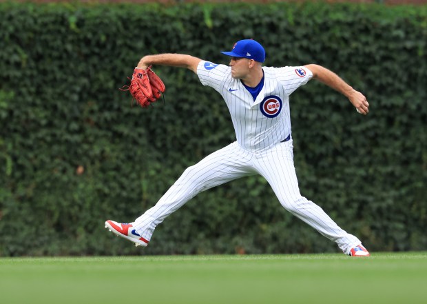 Chicago Cubs starting pitcher Matthew Boyd warms up for a game against the Cardinals at Wrigley Field on July 6, 2025, in Chicago. (John J. Kim/Chicago Tribune)