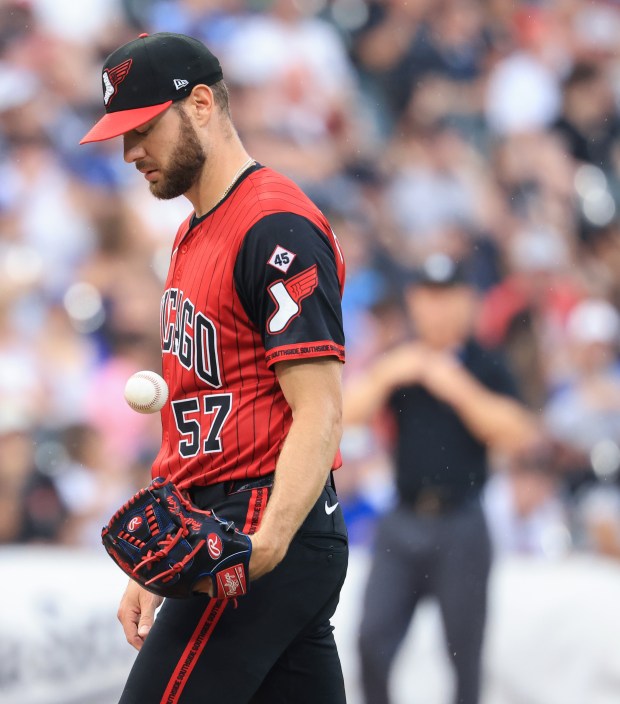 White Sox starter Adrian Houser waits on the mound for a video review in the third inning against the Cubs on July 25, 2025, at Rate Field. (John J. Kim/Chicago Tribune)