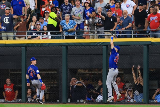 Cubs right fielder Kyle Tucker catches a sacrifice fly ball hit by White Sox second baseman Lenyn Sosa in the fourth inning on July 25, 2025, at Rate Field. (John J. Kim/Chicago Tribune)