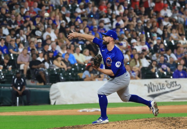 Cubs utility player Jon Berti pitches against the White Sox in the eighth inning on July 25, 2025, at Rate Field. (John J. Kim/Chicago Tribune)