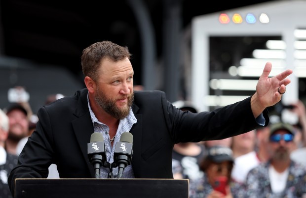Former White Sox pitcher Mark Buehrle speaks after his bronze statue was unveiled at Rate Field on July 11, 2025. (Chris Sweda/Chicago Tribune)