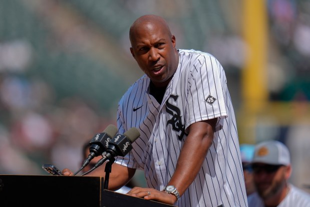 Former Chicago White Sox player Jermaine Dye, the 2005 World Series MVP, speaks during a ceremony honoring the 2005 World Series Champions on July 12, 2025, in Chicago. (AP Photo/Erin Hooley)