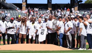 Chicago White Sox pay tribute to Bobby Jenks at 2005 reunion