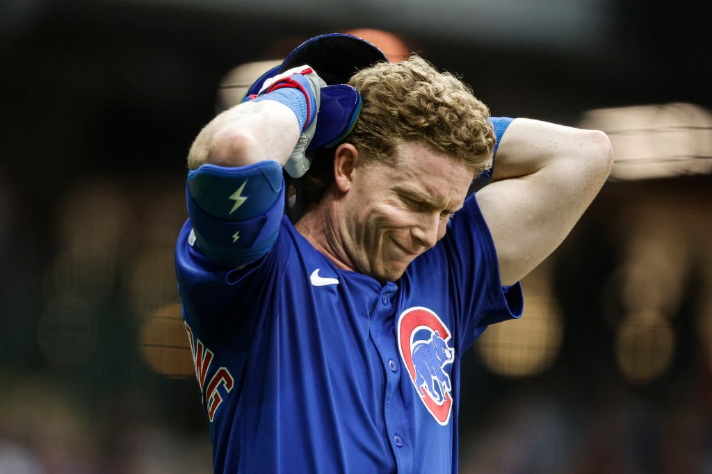 Chicago Cubs drop to 2nd in NL Central on emotional night