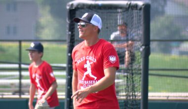 Watch: Nationals OF Alex Call returns to hometown River Falls to help run kids clinic