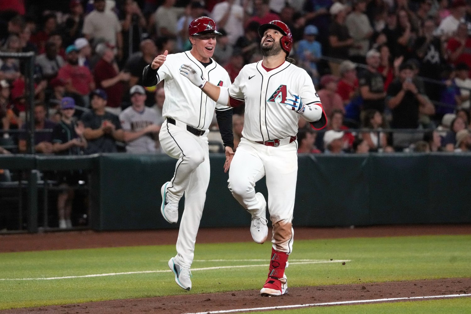 Third Base Trade Targets For Cubs To Replace Matt Shaw (For Now) - Cubs