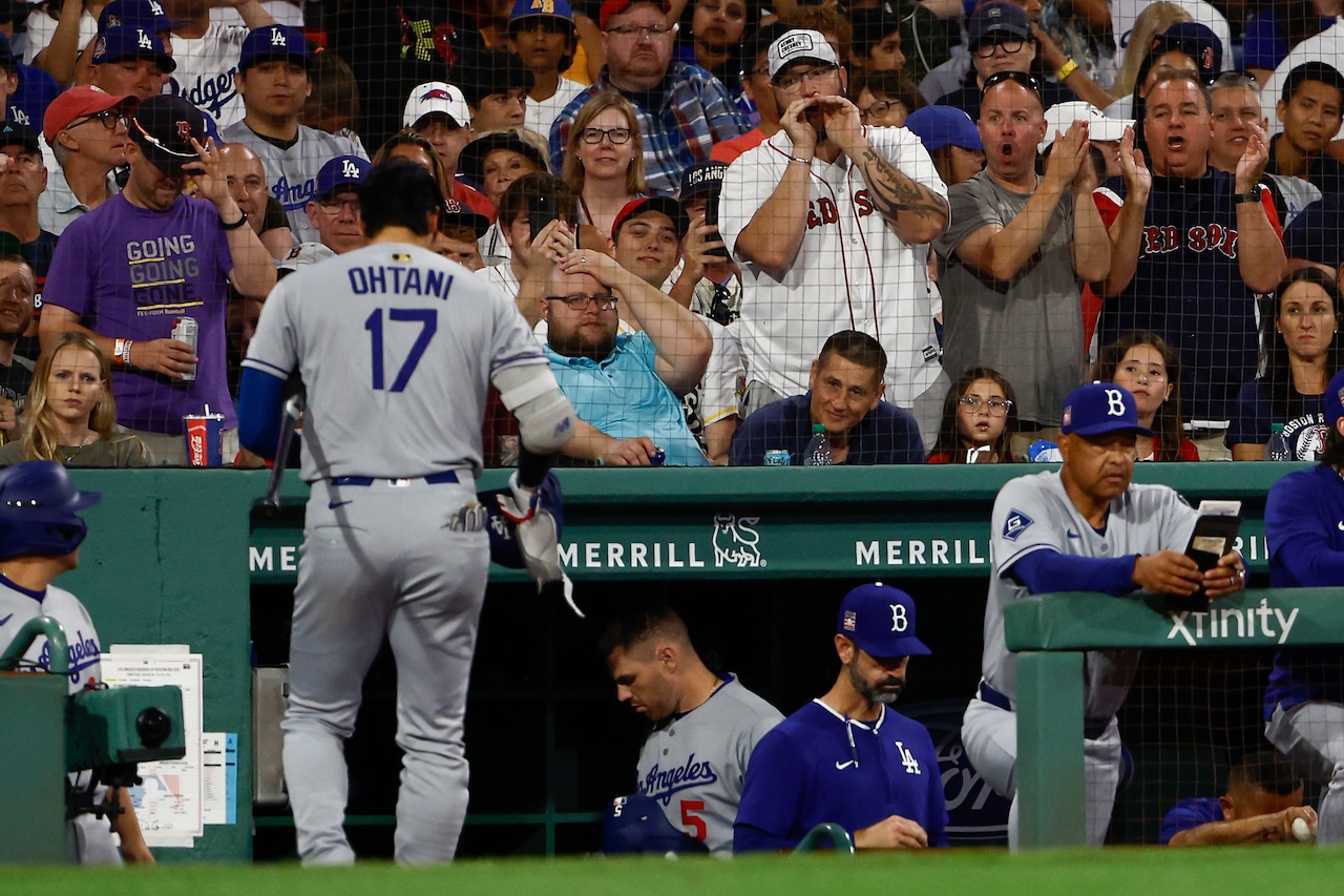 Red Sox’ Alex Cora: ‘I’ve never seen anything like that. Credit to them’