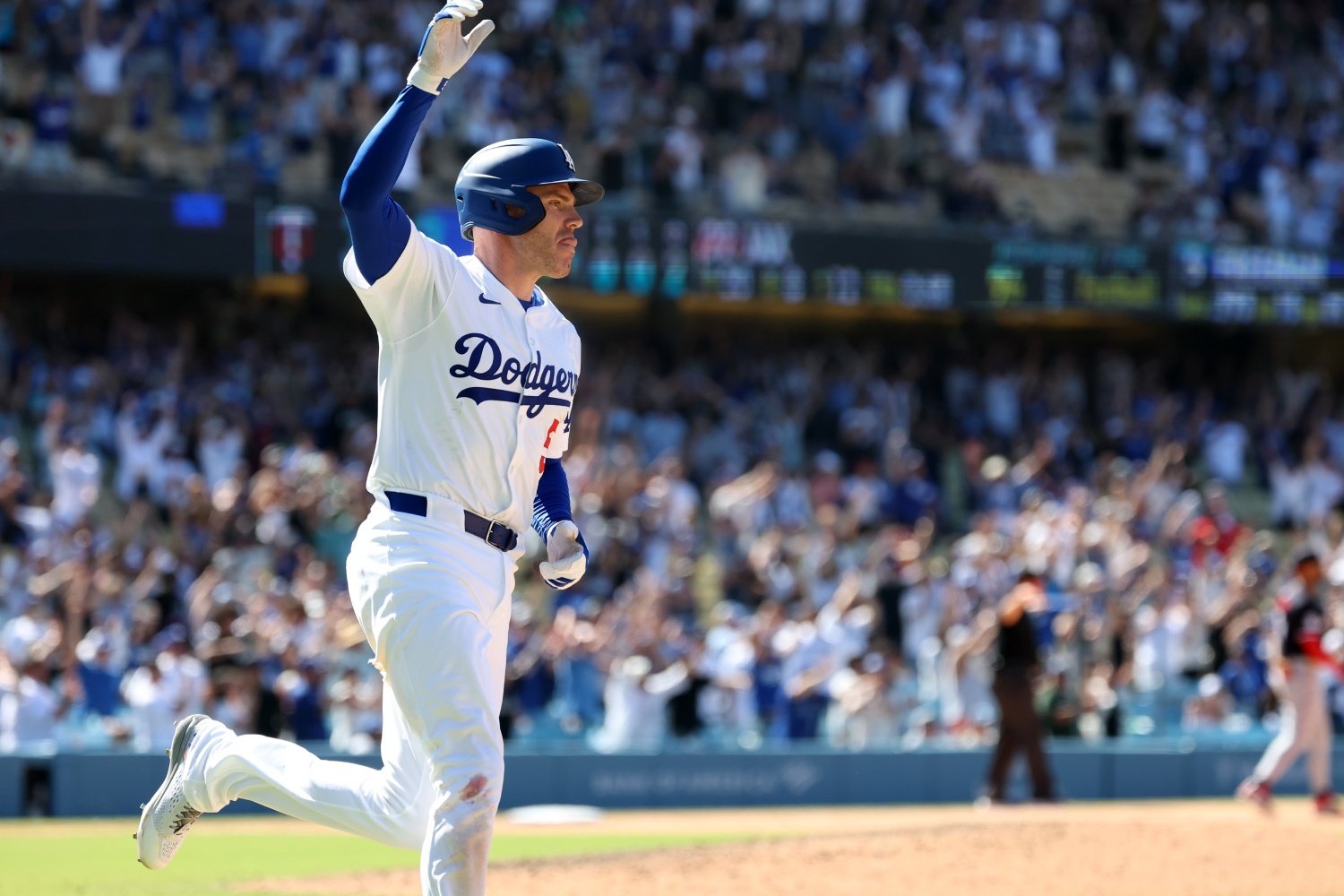 Dodgers 4, Twins 3: Checking Out - Twins