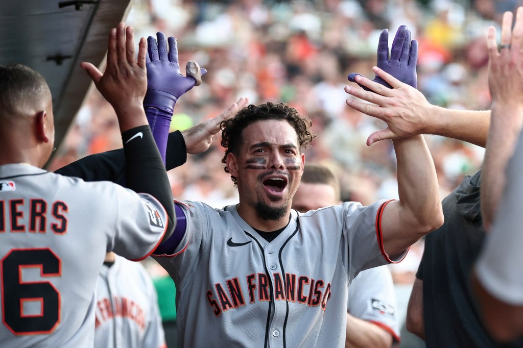 Adames, Birdsong shine as Giants take series finale against Athletics