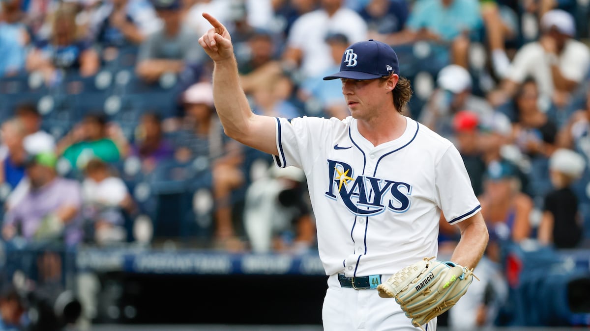 Rays re-find their groove, then nearly lose it, in win vs. A’s