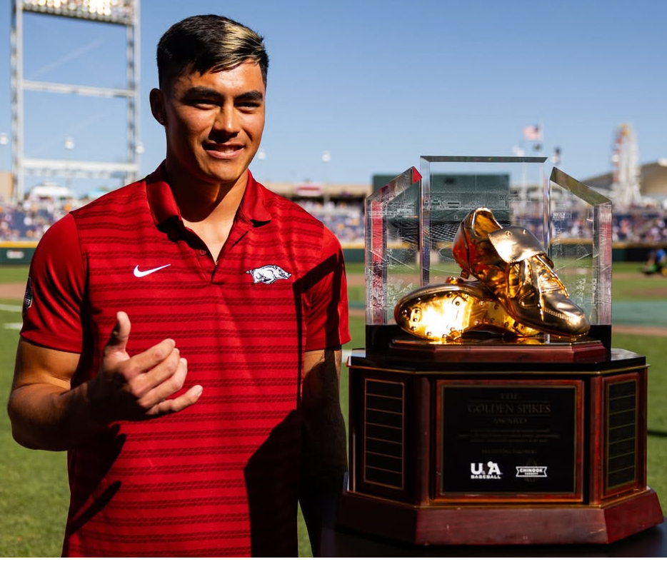 Wehiwa Aloy, a 2022 Baldwin High School graduate, won theGolden Spikes Award on Saturday that goes to the best amateur baseball player in the nation. Aloy is a junior shortstop for the University of Arkansas baseball team who is expected to go in the first round of the Major League Baseball draft next month. Courtesy photo