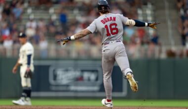 Red Sox 8, Twins 5: Red Sox Veterans Spoil Ohl's Debut and Lee's Historic Night - Twins