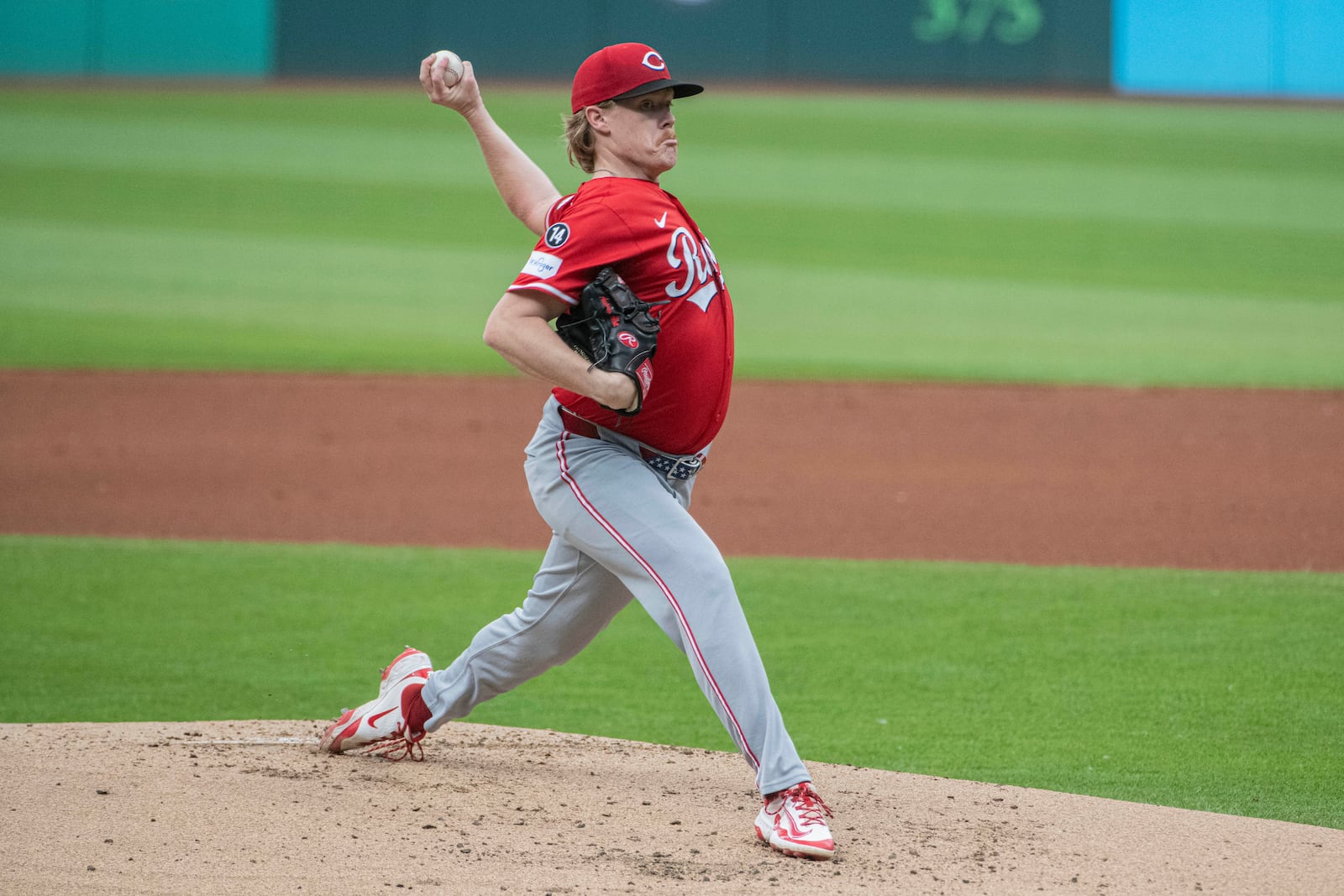 Cincinnati Reds starting pitcher Andrew Abbott delivers against the Cleveland Guardians during the first inning of a baseball game, Tuesday, June 10, 2025, in Cleveland. (AP Photo/Phil Long)