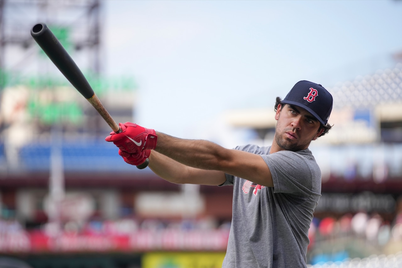 Marcelo Mayer in wrist brace after leaving big Red Sox win, hopes to ‘get back on the field soon’