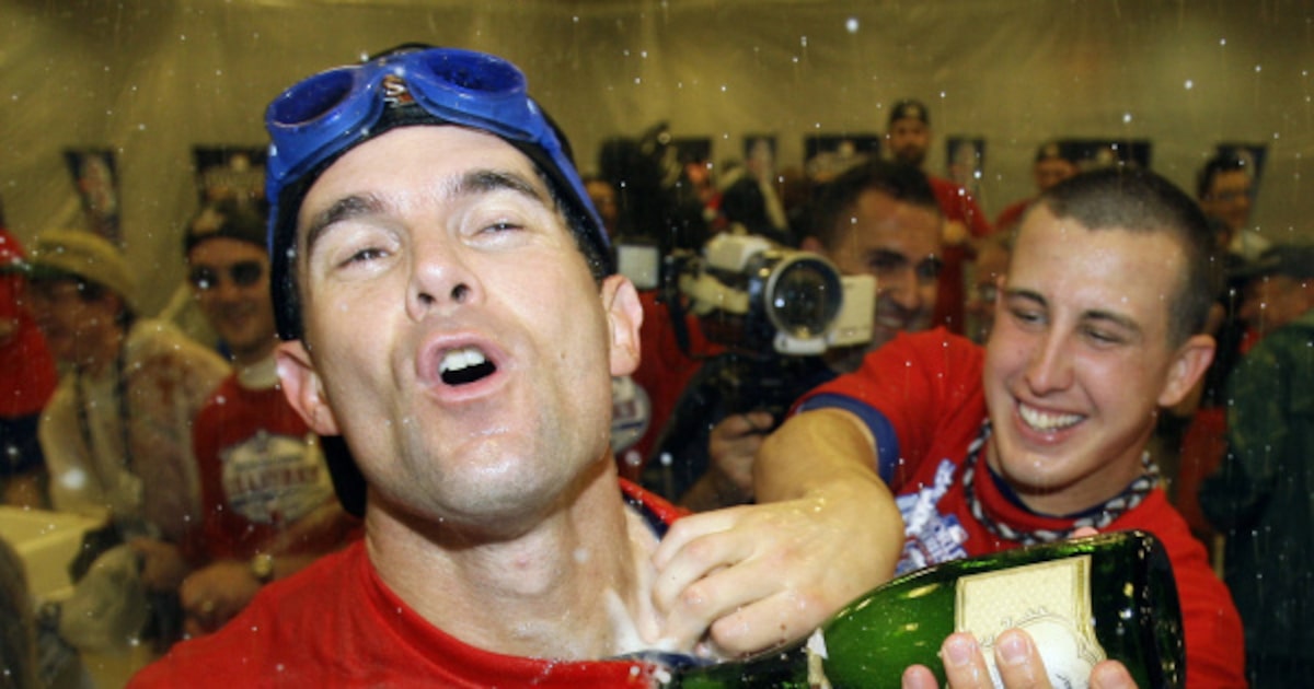 Michael Young, former Rangers front office members talk World Series teams, playoff runs
