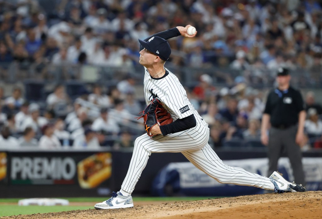 New York Yankees pitcher Luke Weaver throws a pitch during the 7th inning at Yankee Stadium in the Bronx, New York, USA, Friday, July 25, 2025. 