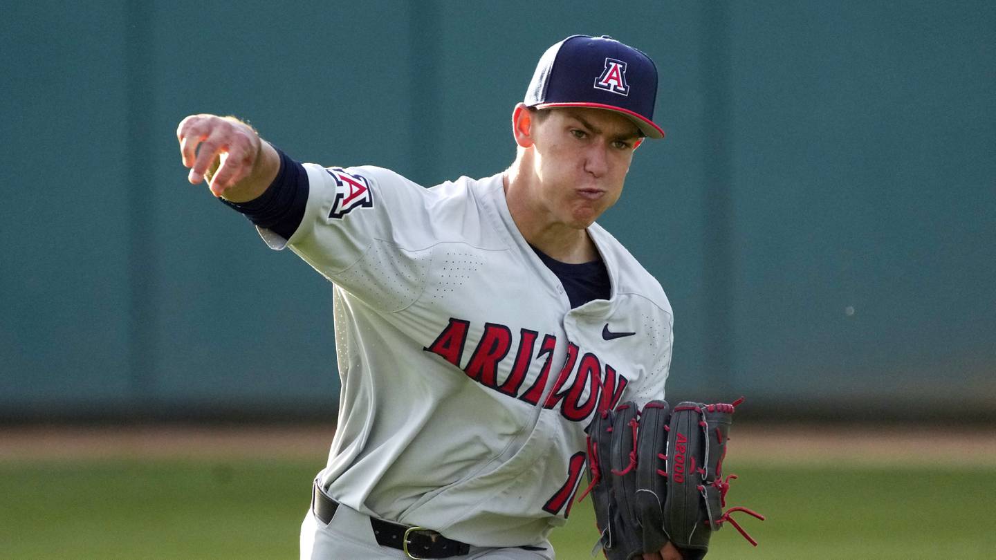 Arizona pitcher Casey Hintz (16) during an NCAA baseball game against Grand Canyon on Tuesday, March 7, 2023, in Phoenix, Ariz. (AP Photo/Rick Scuteri)