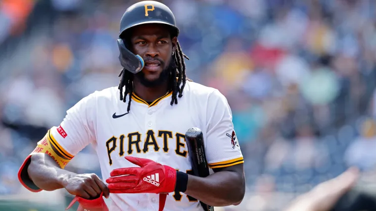 Is ONeil Cruz related to Elly De La Cruz? What to know about connection between Pirates, Reds stars image