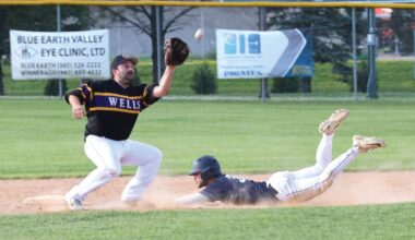 Pirates tame Wildcats in 6-0 shutout | News, Sports, Jobs