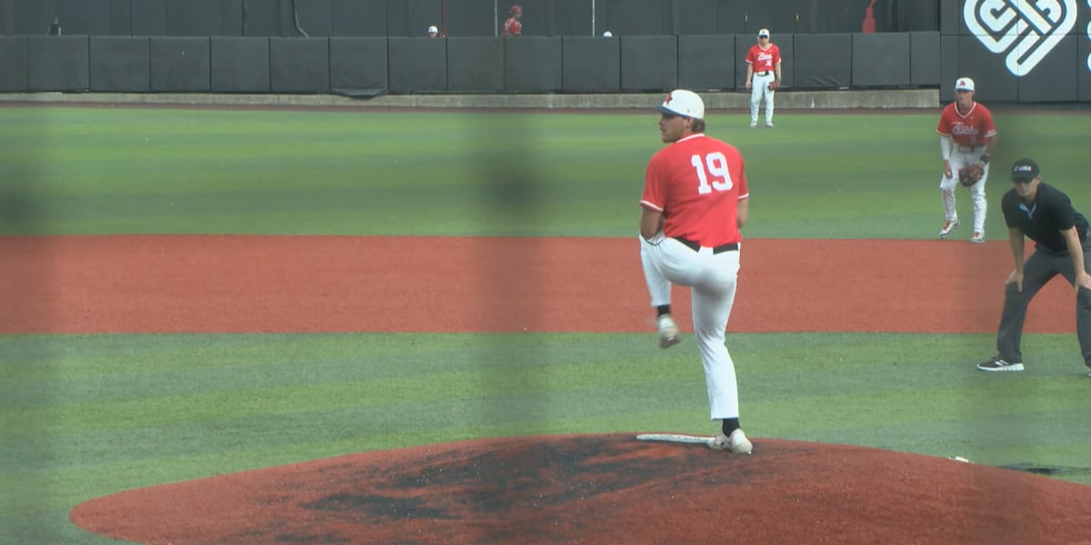 Peters signs with Pittsburgh Pirates