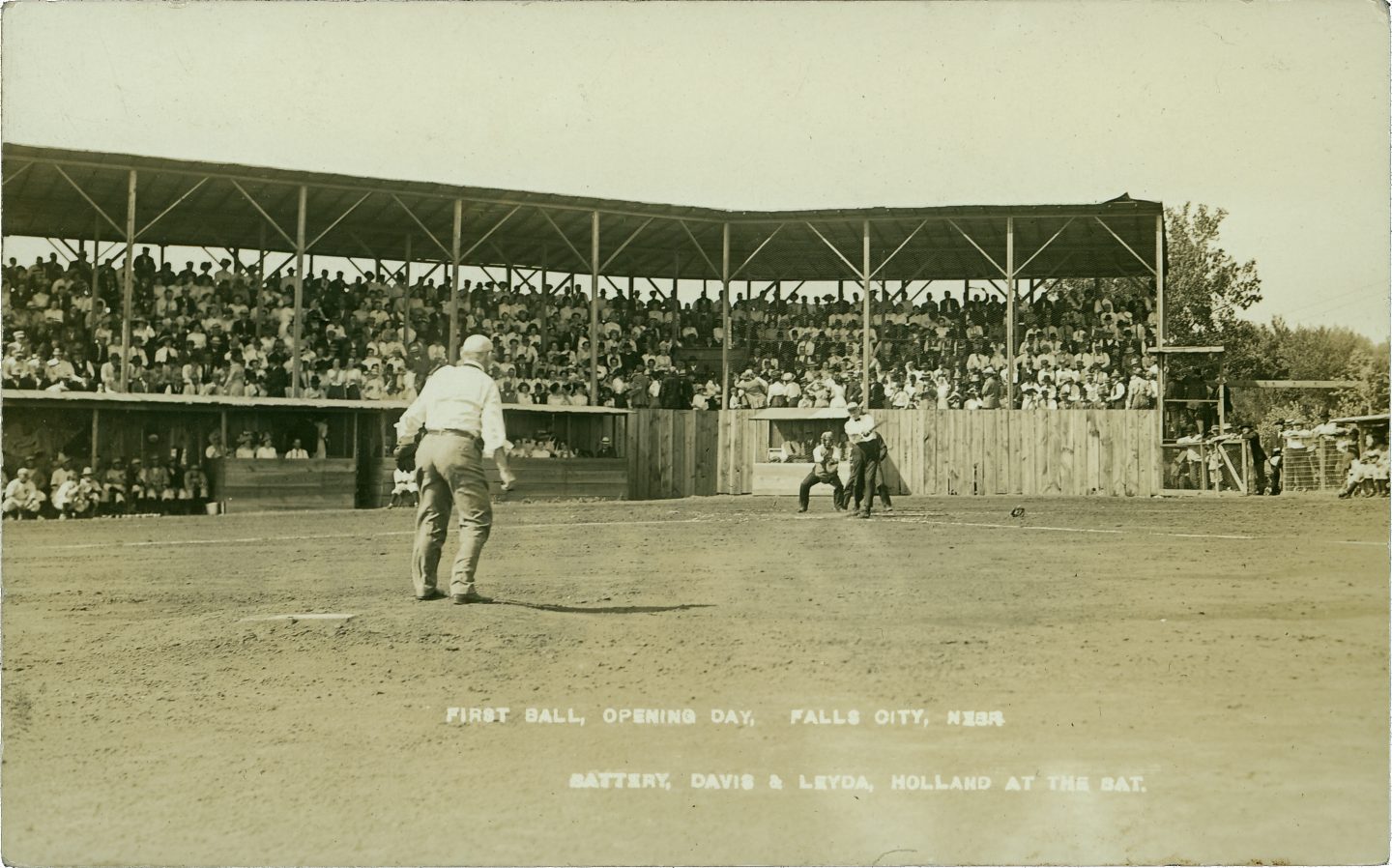 Opening day of baseball in Falls City, Thursday, May 18, 1911.