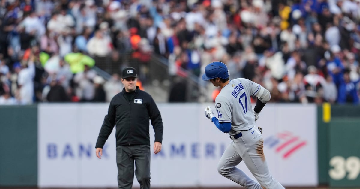 Shohei Ohtani crushes 32nd home run into San Francisco's McCovey Cove