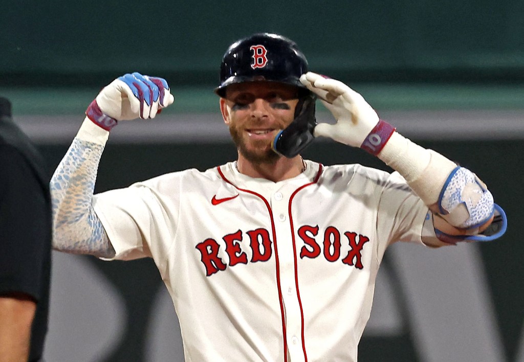 Red Sox shortstop on days leading up to trade deadline: 'A mix of emotions'