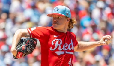 Cincinnati Reds take big lead in 3rd inning, hang on to beat Philadelphia 9-6