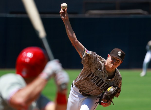 Nick Pivetta #27 of the San Diego Padres pitches against the Philadelphia Phillies at Petco Park on July 13, 2025 in San Diego, California. (Photo by K.C. Alfred / The San Diego Union-Tribune)