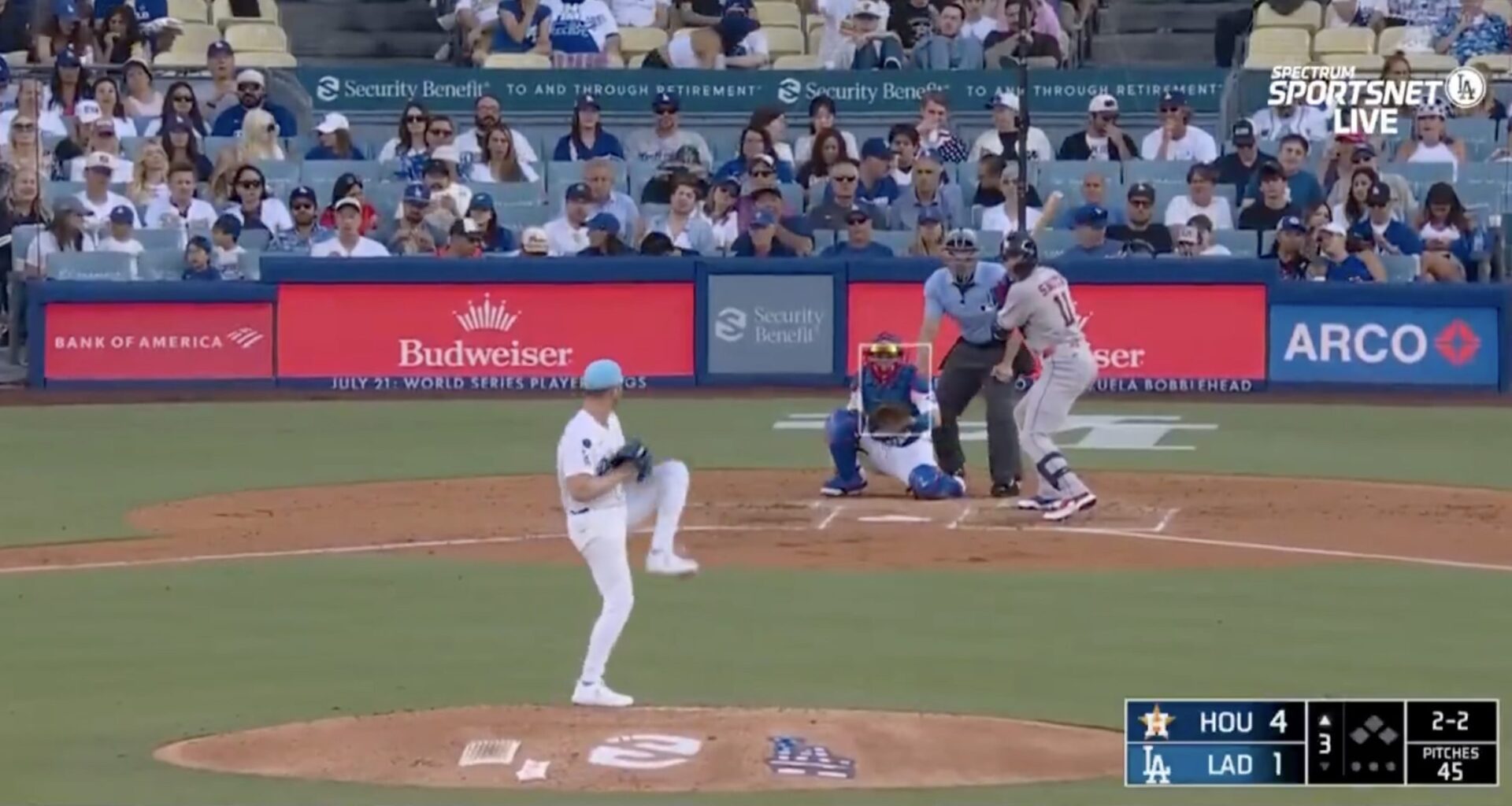 Orel Hershiser brings up Astros cheating scandal in Dodgers loss