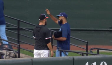 Orioles, Jays announcers react to pitcher's doubleheader switch