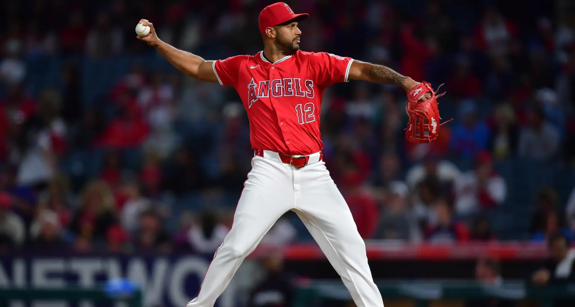 Aaron Hicks faces uncertain MLB future as Braves release former $9M Yankees outfielder after 56 games