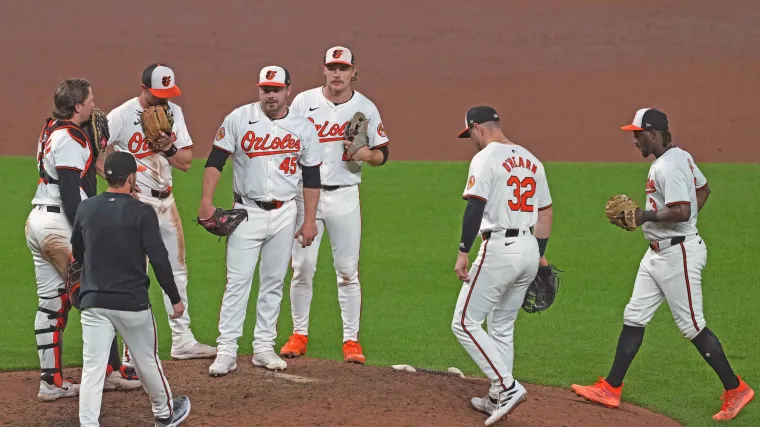 Yankees-Orioles trade idea sends All-Star slugging utility man to New York image