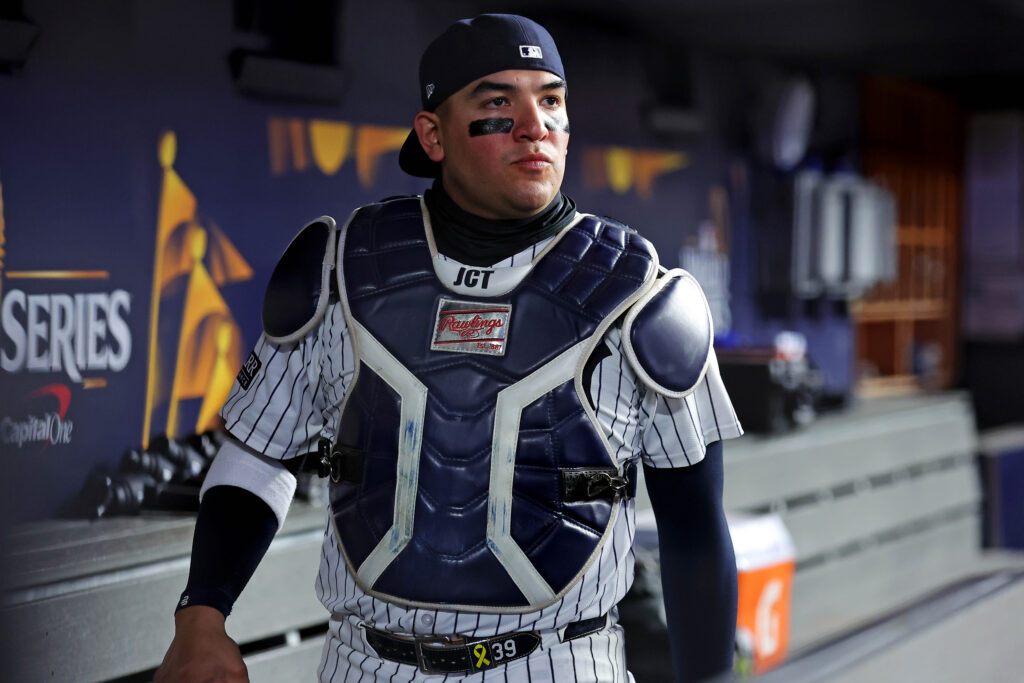 Yankees, Reds Swap Jose Trevino For Fernando Cruz