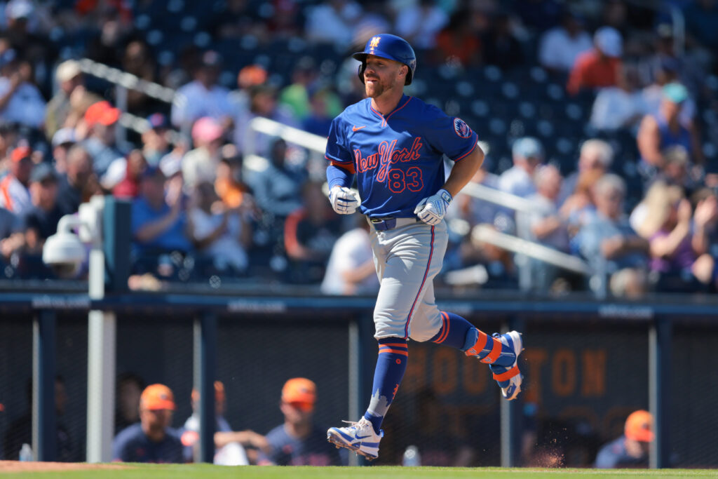 Mets Trade Donovan Walton To Phillies